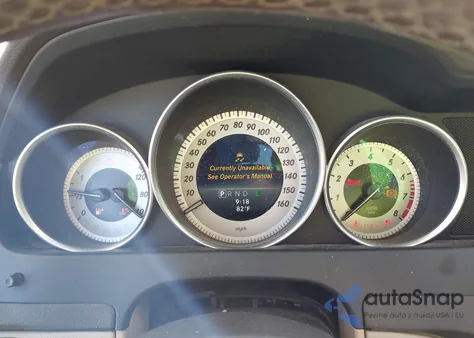 2014 Mercedes-Benz C 250 Sport z USA, uszkodzony, nr VIN WDDGF4HB5EG233743